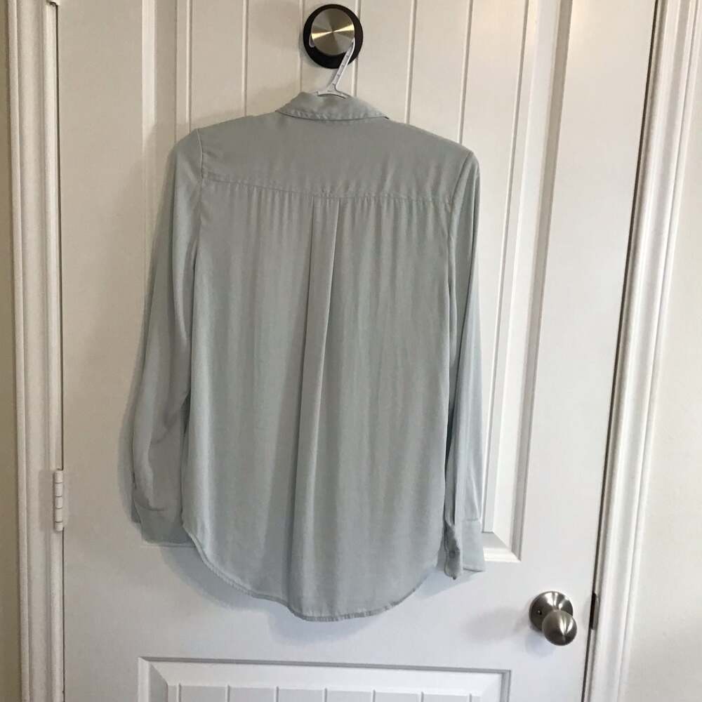 Quince Washable Silk Button-Down Long Sleeve Shirt Small Blue Chic - Picture 3 of 11